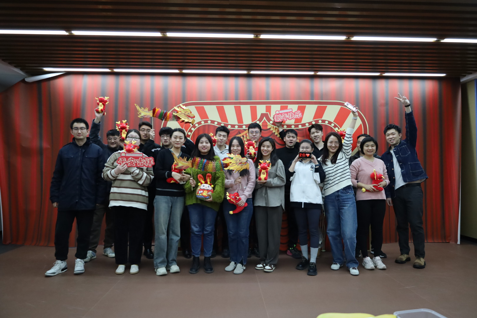 �й���350vip8888���ϵľ�(����)���޹�˾-�ٷ���վ